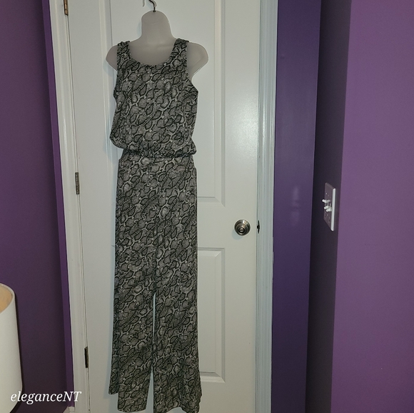 Bar III Monochrome Snake Print Sleeveless Top :Sz S & Wide Leg Trouser Set Sz: M - Picture 3 of 13